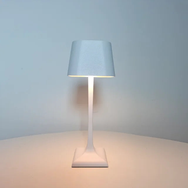Lámpara de Escritorio LED Compacta Cuadrada