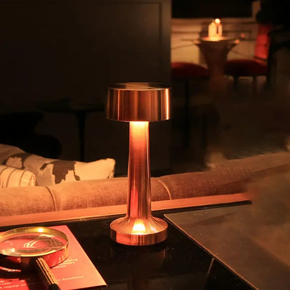 Lampe de table rétro élégante à éclairage LED