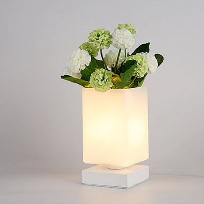 Lampe de nuit en verre Art Déco ambiance romantique