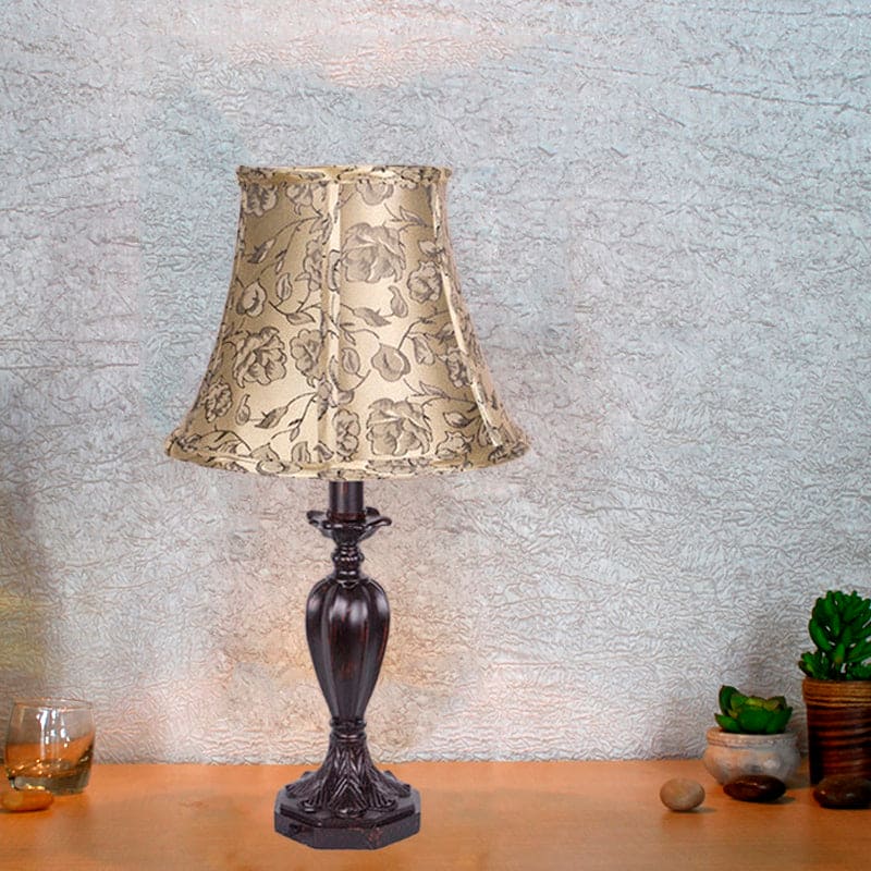 Lampe de nuit design à support en résine avec cloche