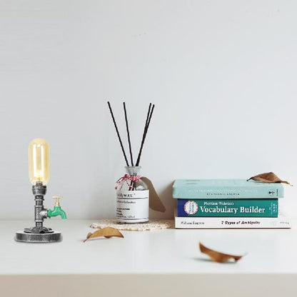 Lámpara de Mesa Elegante de Cristal Transparente con Pantalla Redonda