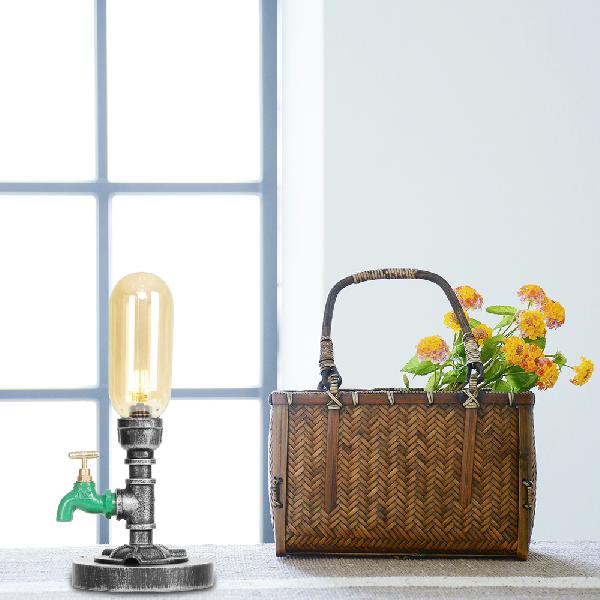 Lampe de table élégante en verre transparent avec abat-jour