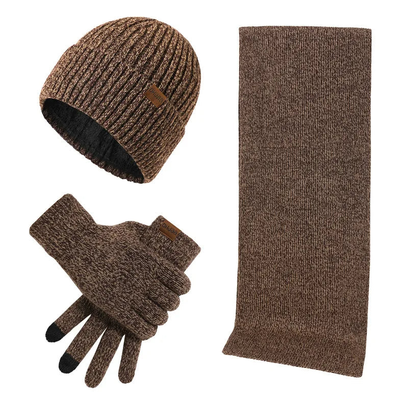 Conjunto de invierno cálido con gorro, bufanda y guantes