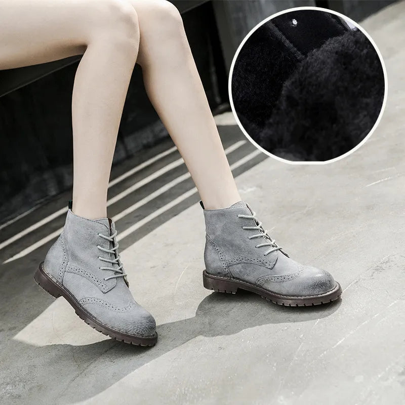 Bottes en daim élégantes à talon moyen