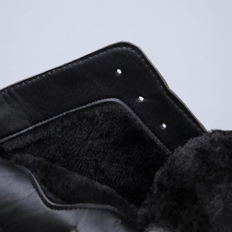 Bottes en daim élégantes à talon moyen