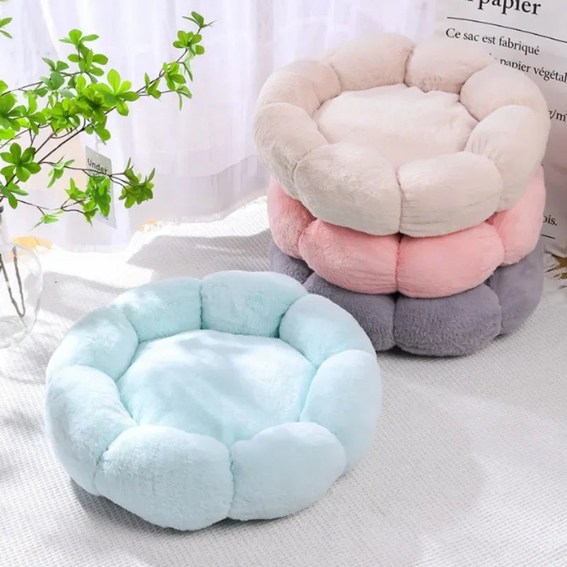 Coussin décoratif moelleux forme fleur