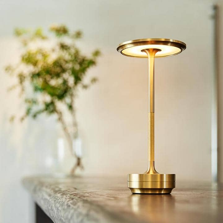 Lámpara LED portátil regulable